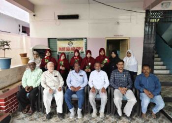 युनिक उर्दू हायस्कूल मध्ये इयत्ता दहावी चे विद्यार्थ्यांचे यश