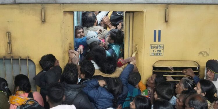 दिवाळी आणि परतीचा प्रवास