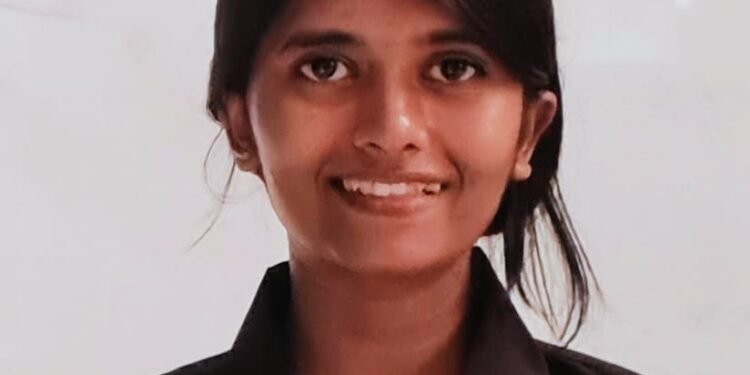 “फेम” आयोजित स्पर्धेत पालवी जैनच्या ” स्वदेशी खरेदी करा” आर्ट वर्कला प्रथम पुरस्कार !