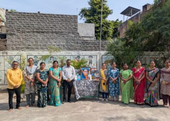 संत ज्ञानेश्वर विद्यालयात चरित्र वाचन सत्र