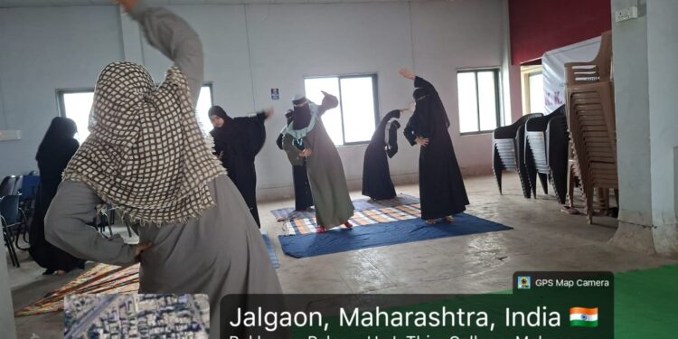 इकरा मध्ये योग विषयावर १० दिवसीय कार्यशाळेचे यशस्वी आयोजन